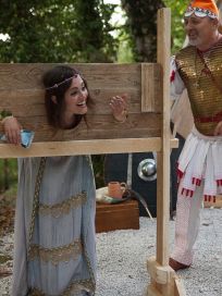 medioevo-gogna(Italian).JPG.